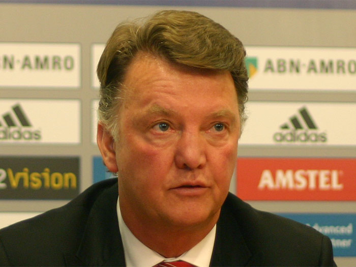 Manchester United new boss Louis van Gaal will spend around £200 Million on a new dream team